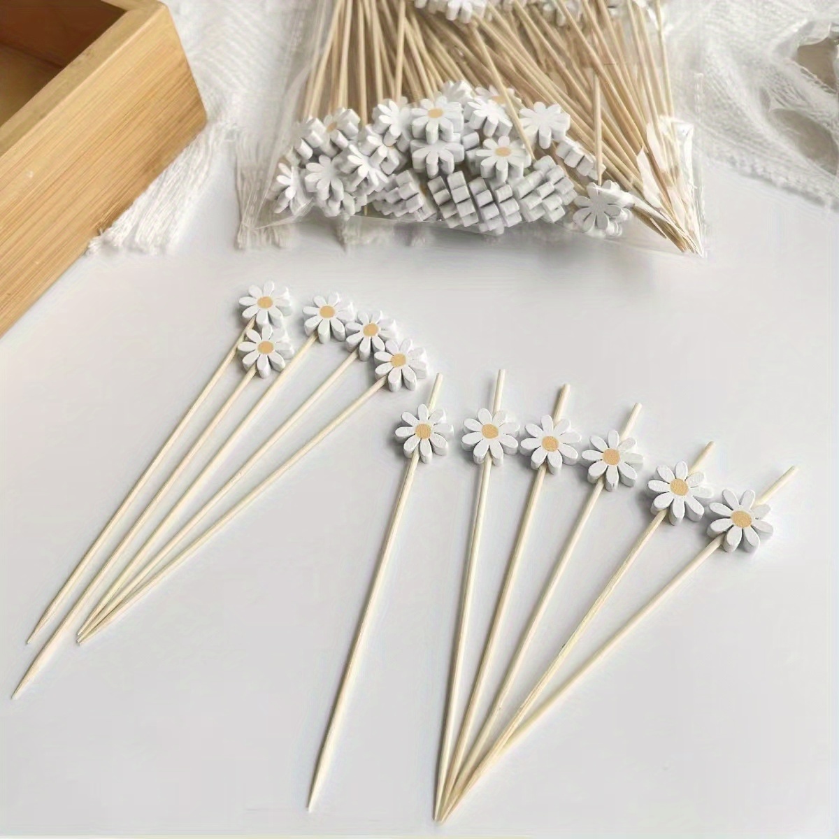 50PCS Daisy flower decoration, - Centerpiece Stick recension och pris